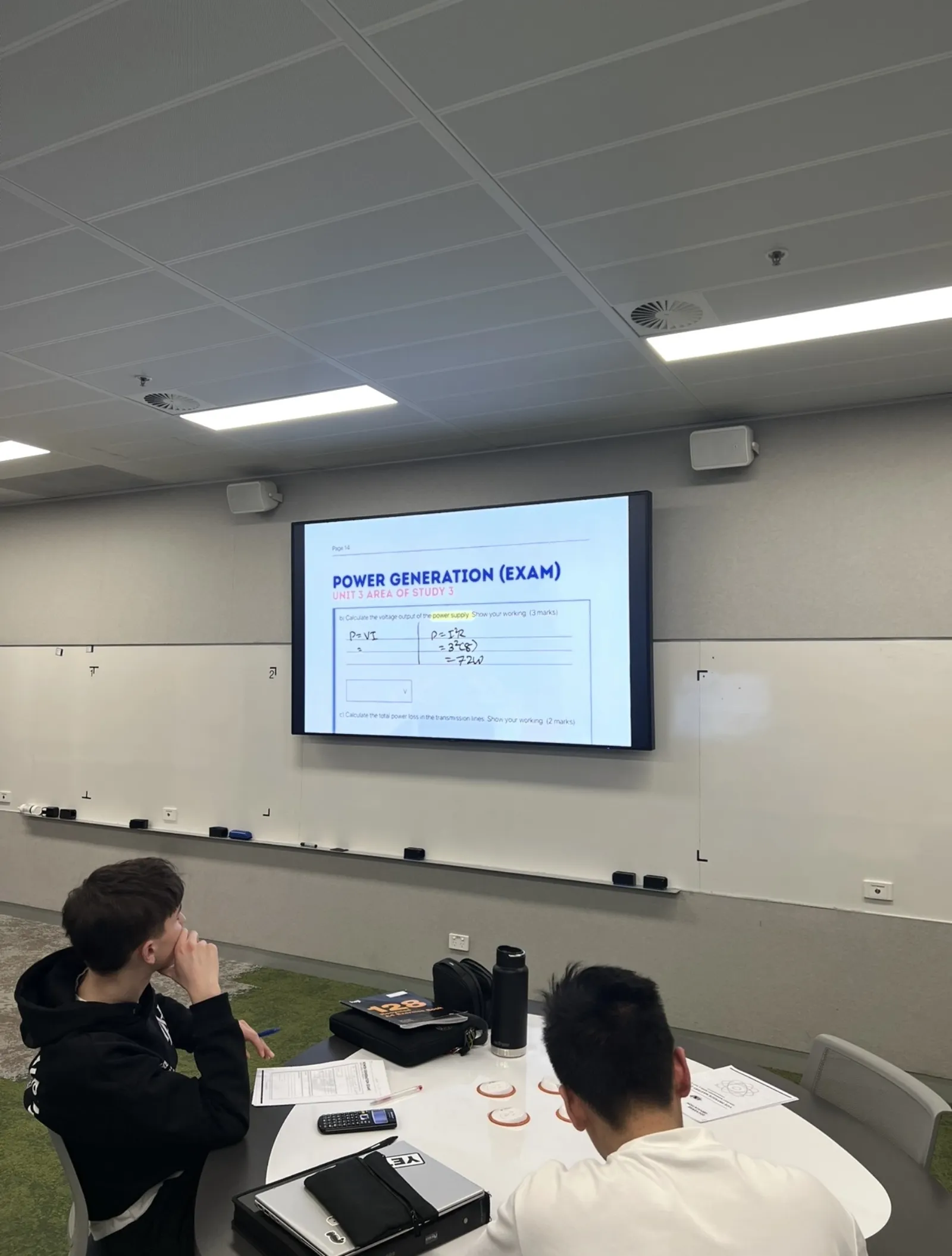 Worked solution to a VCE Physics power generation exam question